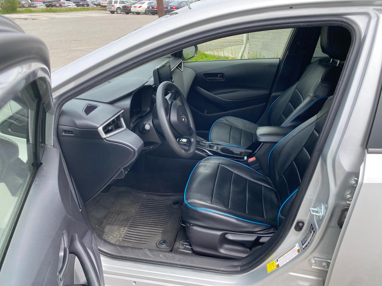 Toyota Corolla LE Hybrid 2022
