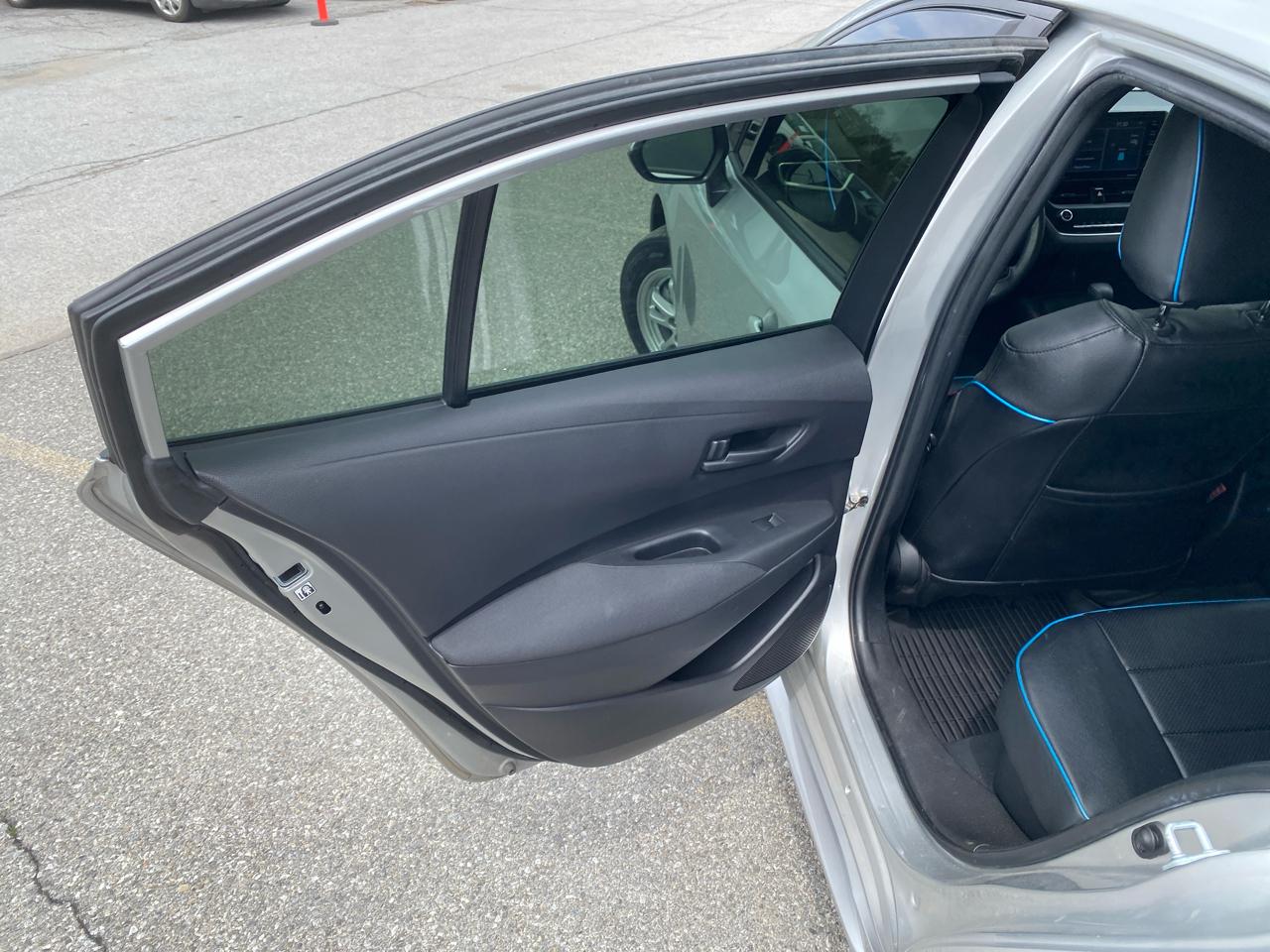 Toyota Corolla LE Hybrid 2022