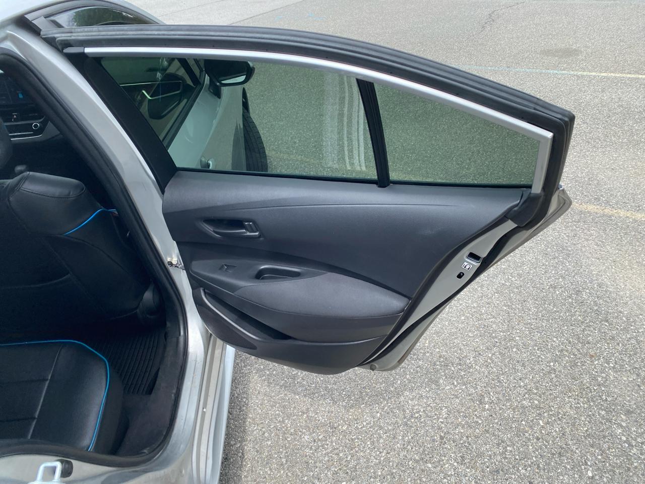 Toyota Corolla LE Hybrid 2022