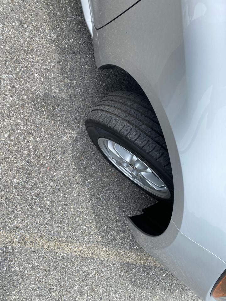 Toyota Corolla LE Hybrid 2022