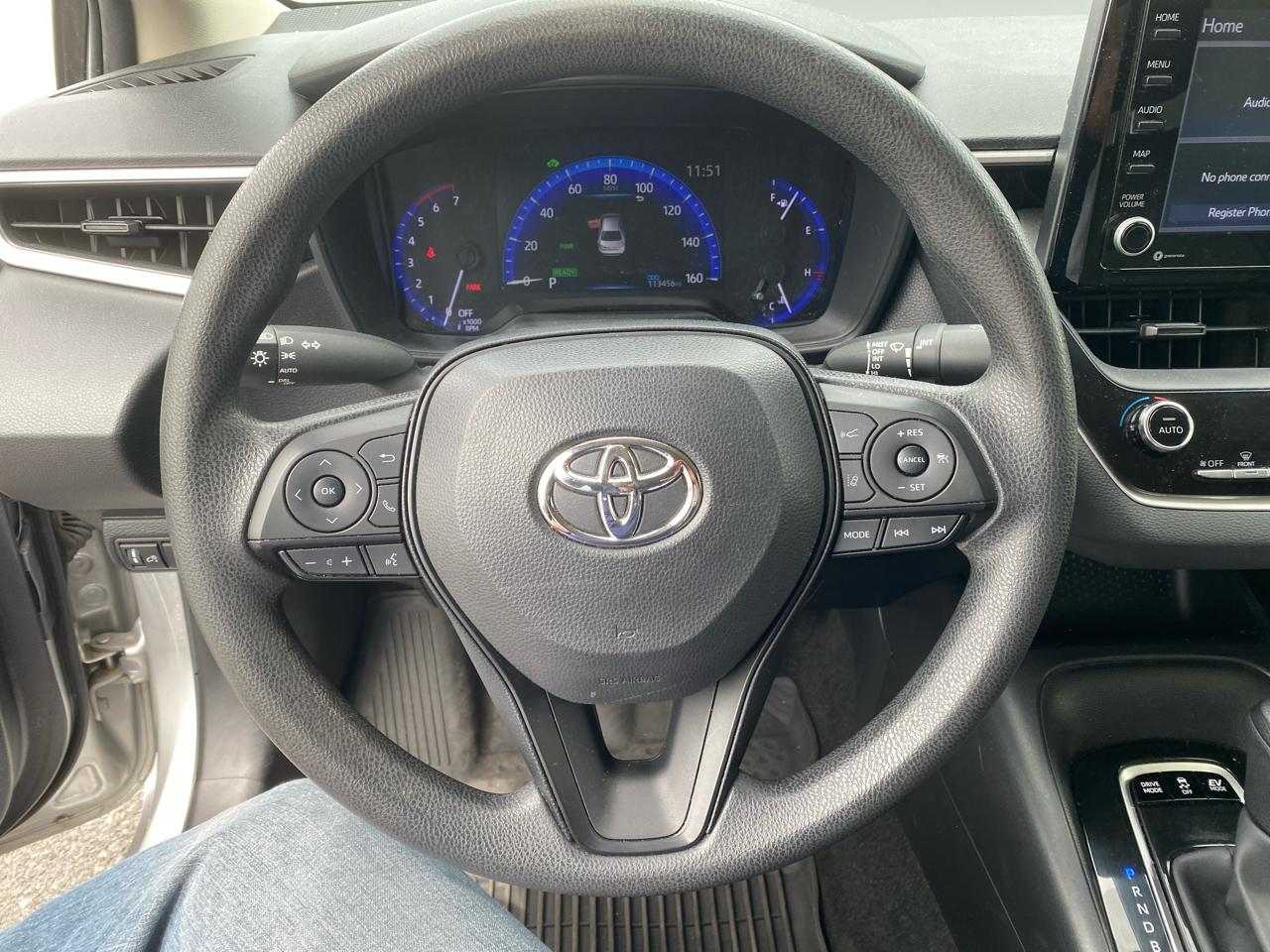Toyota Corolla LE Hybrid 2022