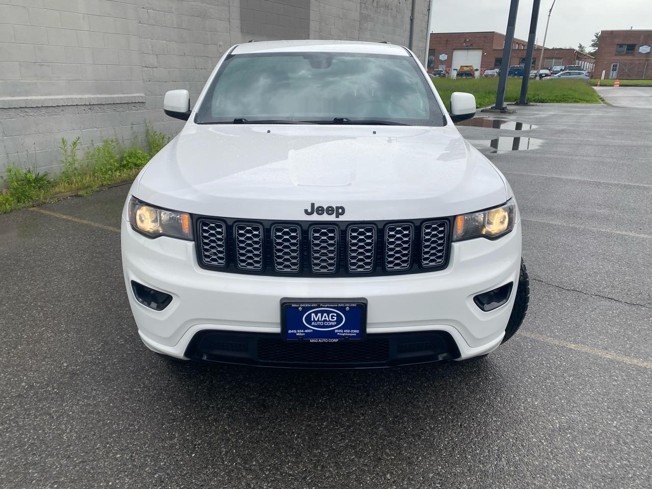 Jeep Grand Cherokee Laredo 4WD 2018