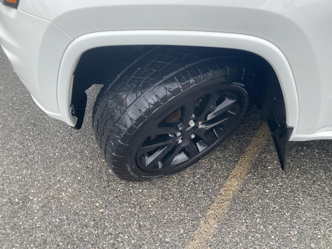 Jeep Grand Cherokee Laredo 4WD 2018