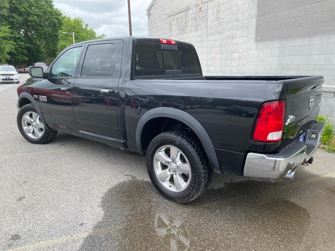 RAM 1500 4WD Crew Cab 149" Big Horn 2016