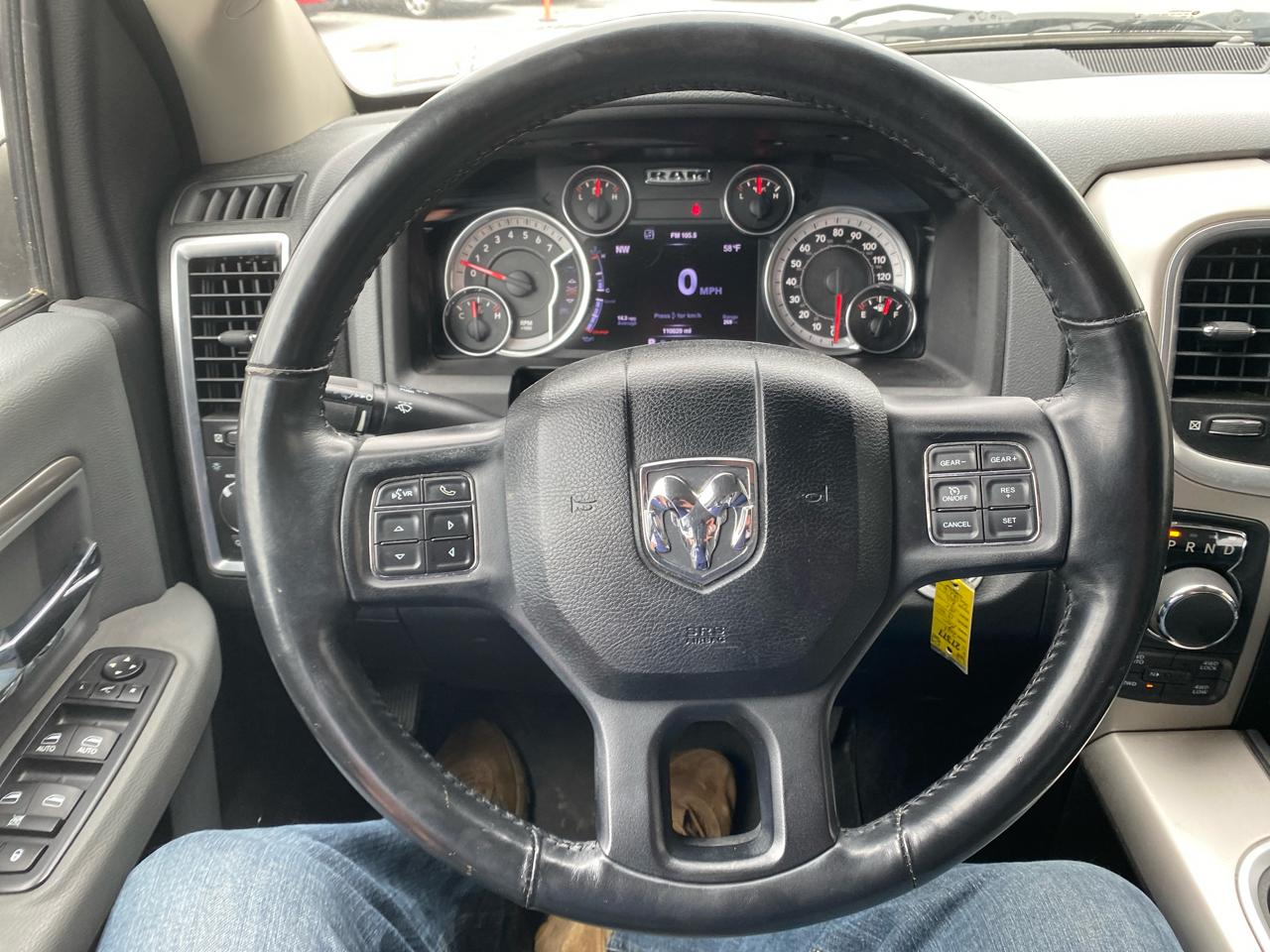 RAM 1500 4WD Crew Cab 149" Big Horn 2016