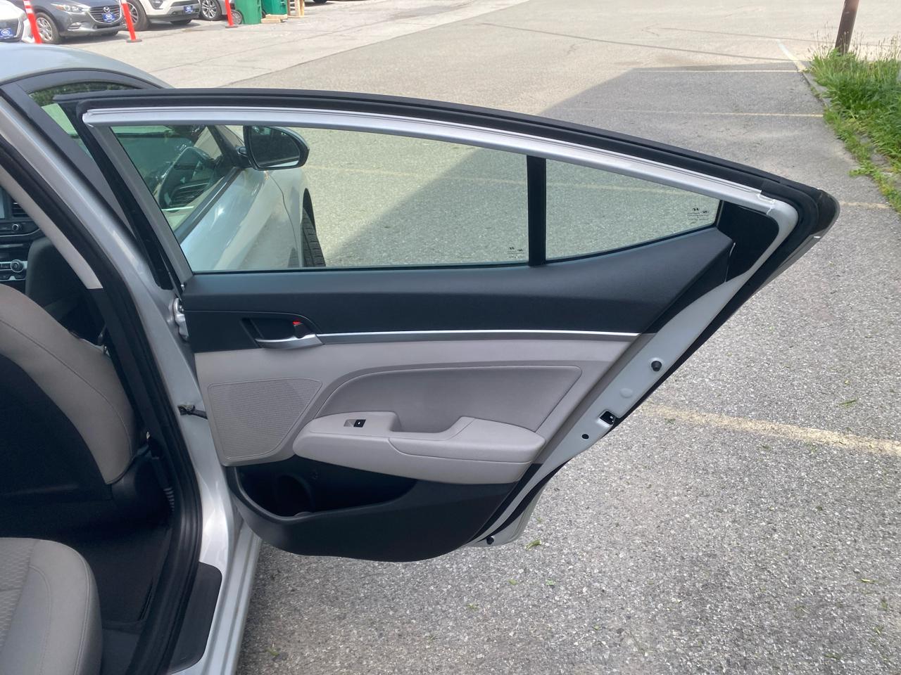 Hyundai Elantra Limited 2020