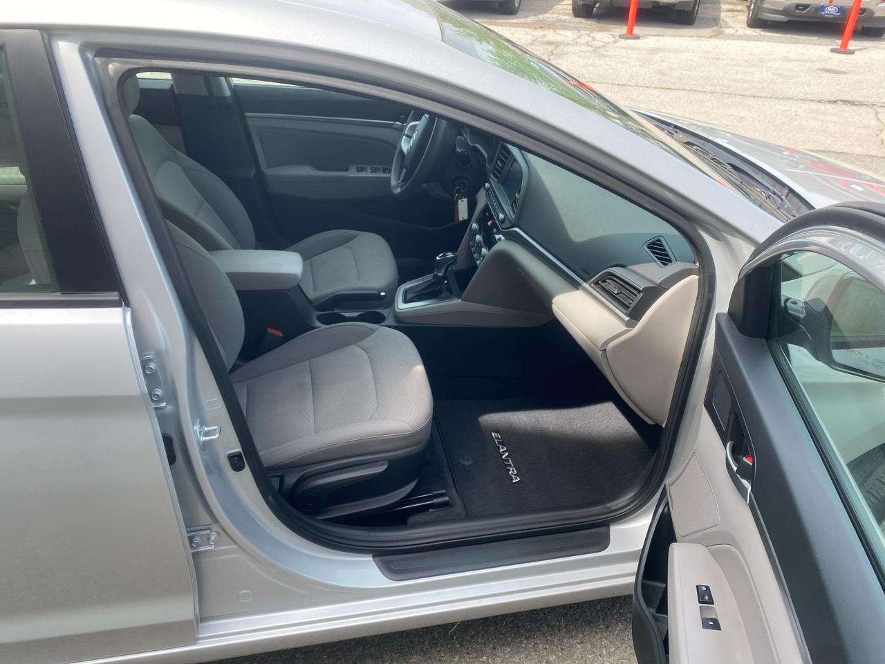 Hyundai Elantra Limited 2020