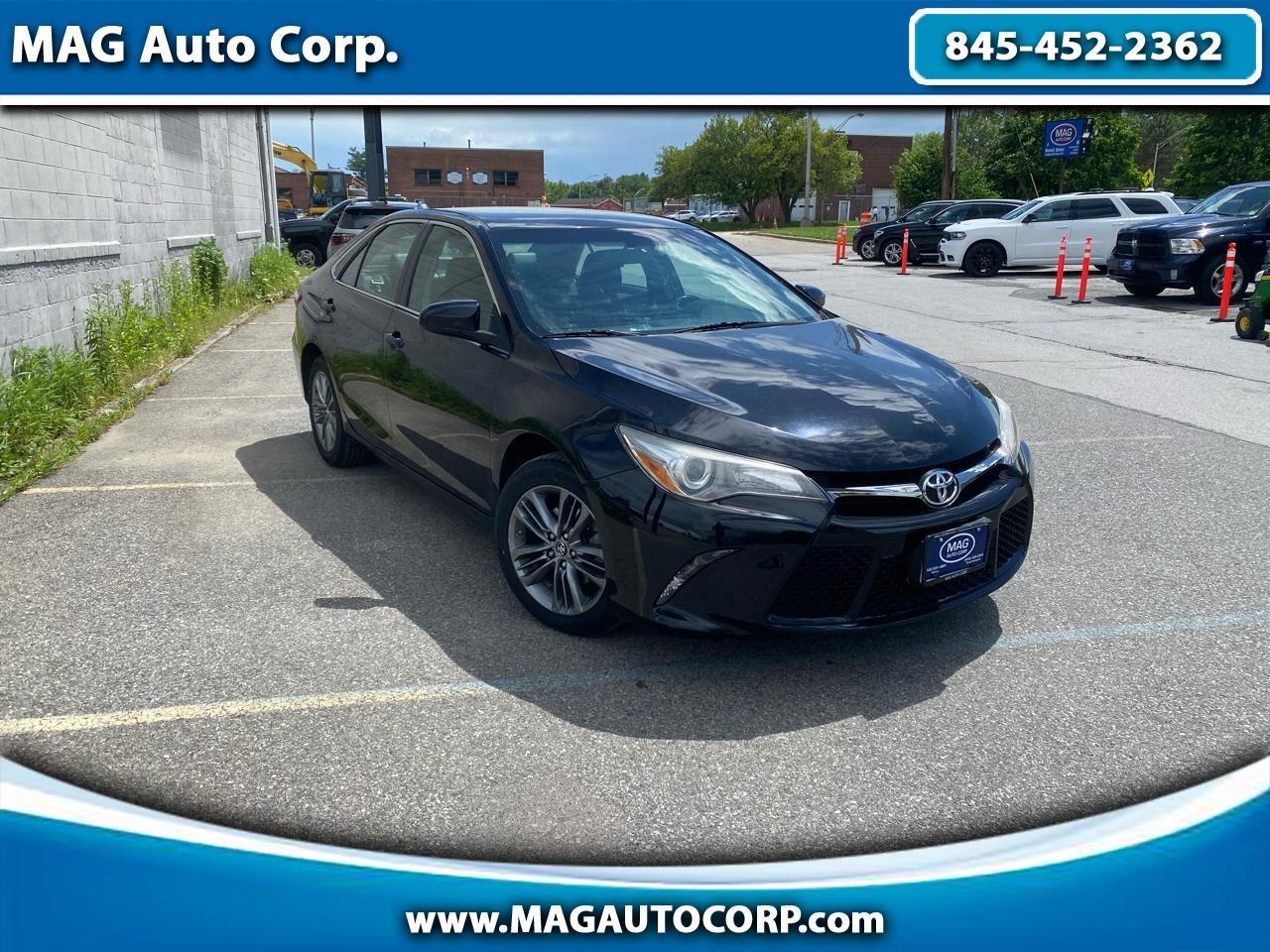 2017 Toyota Camry 2.5 Auto SE's photo