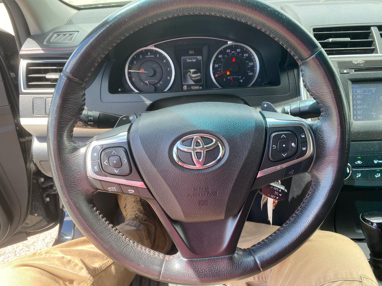Toyota Camry SE 2017