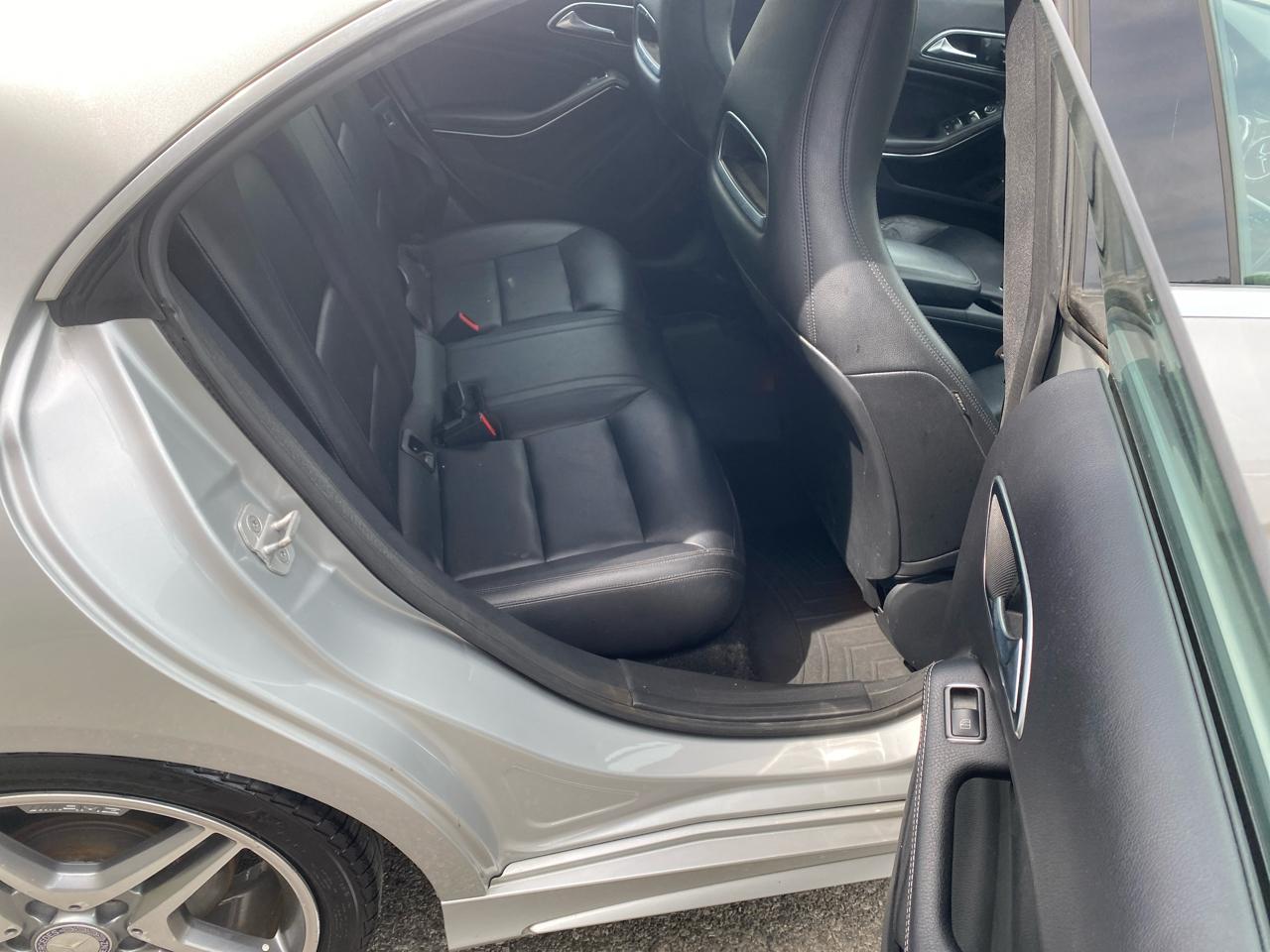 Mercedes-Benz CLA-Class CLA250 4MATIC 2014