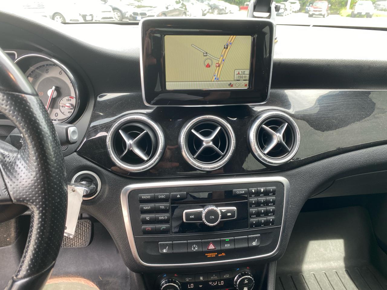 Mercedes-Benz CLA-Class CLA250 4MATIC 2014