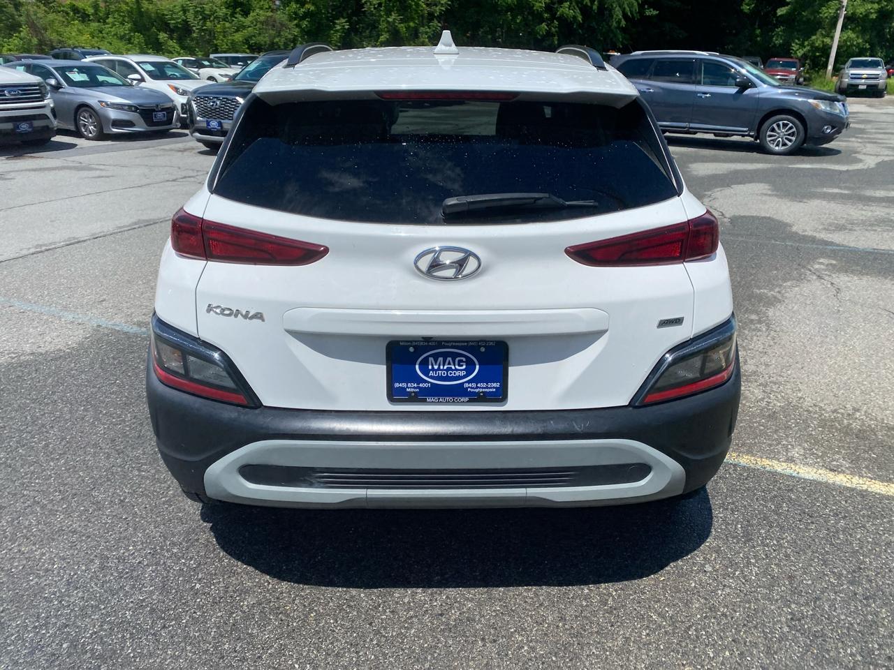Hyundai Kona SEL AWD 2022