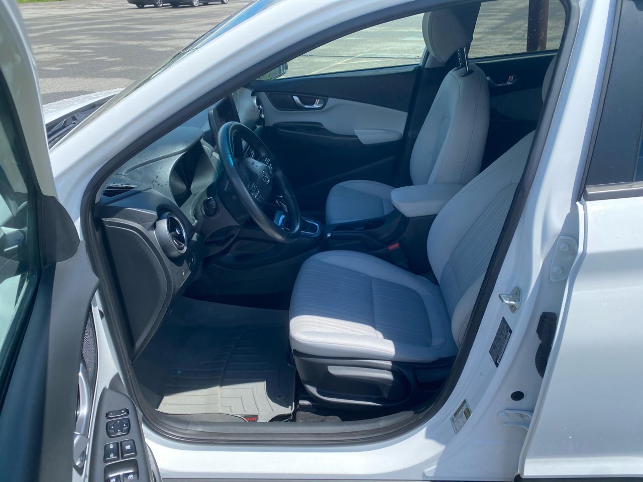 Hyundai Kona SEL AWD 2022