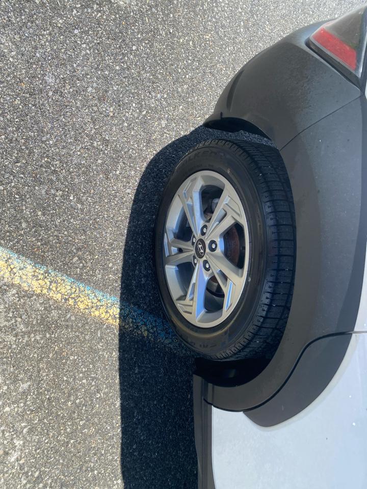 Hyundai Kona SEL AWD 2022