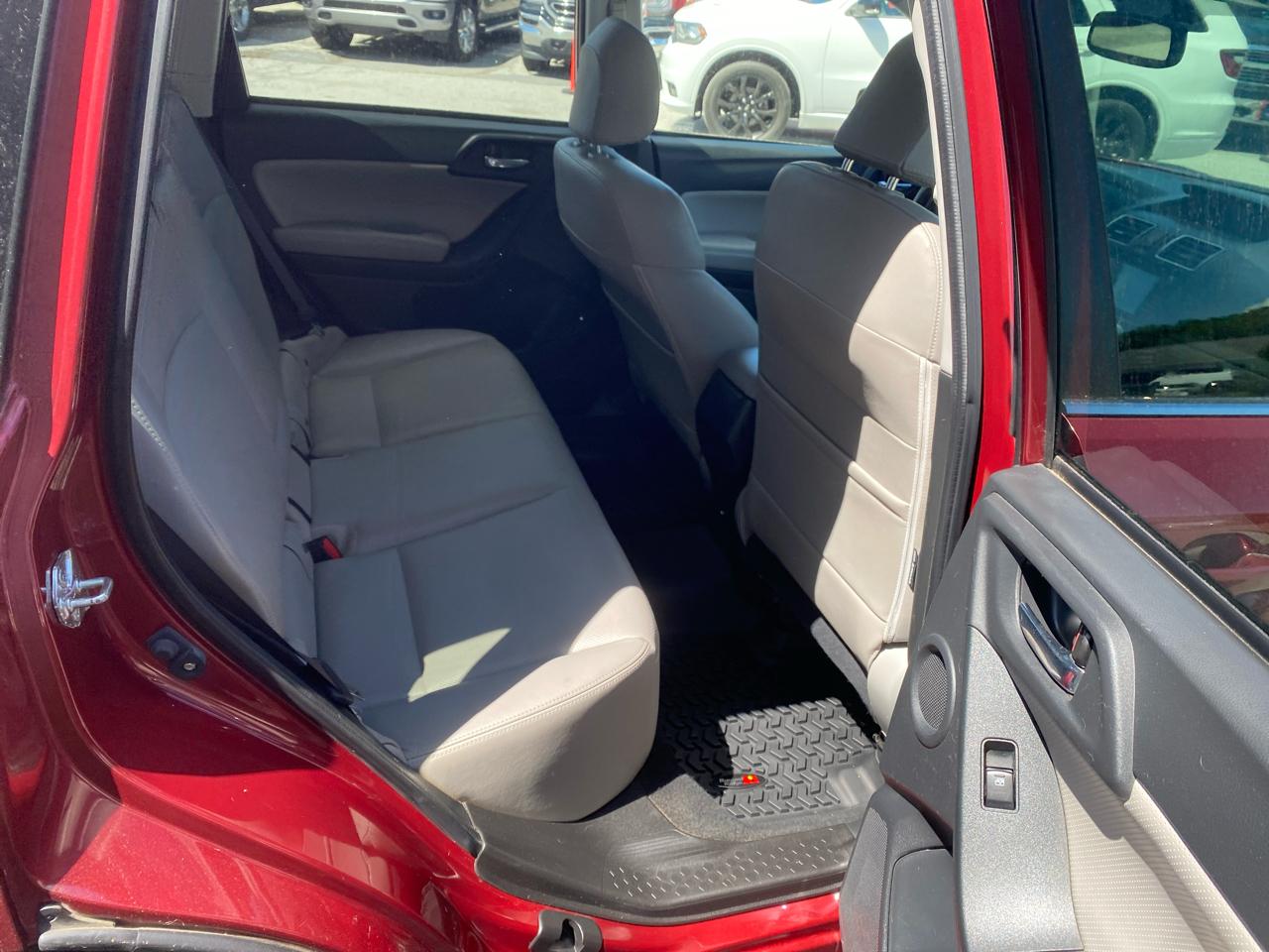 Subaru Forester 2.5i Limited 2016