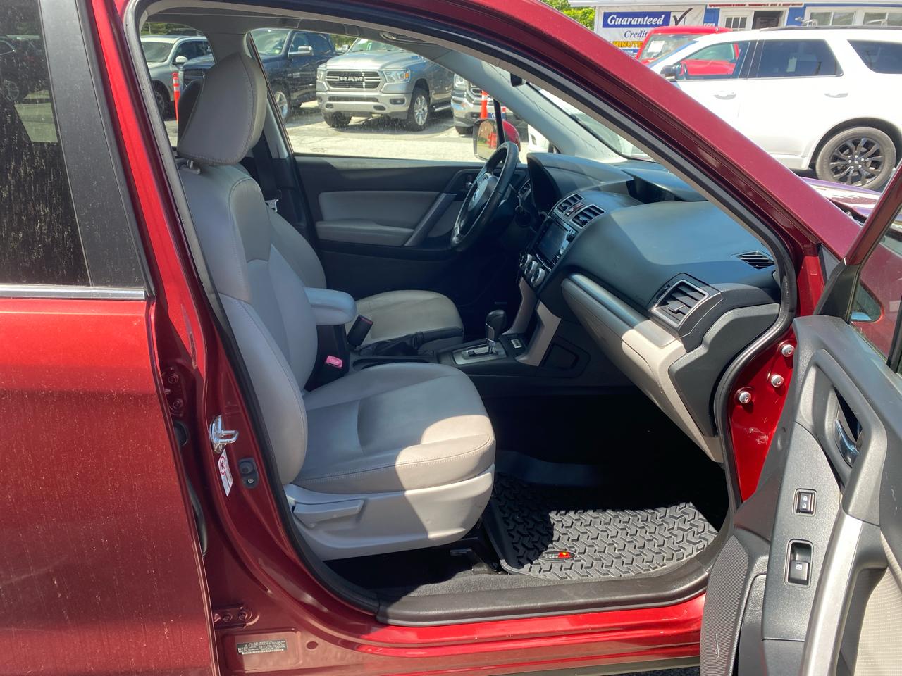 Subaru Forester 2.5i Limited 2016