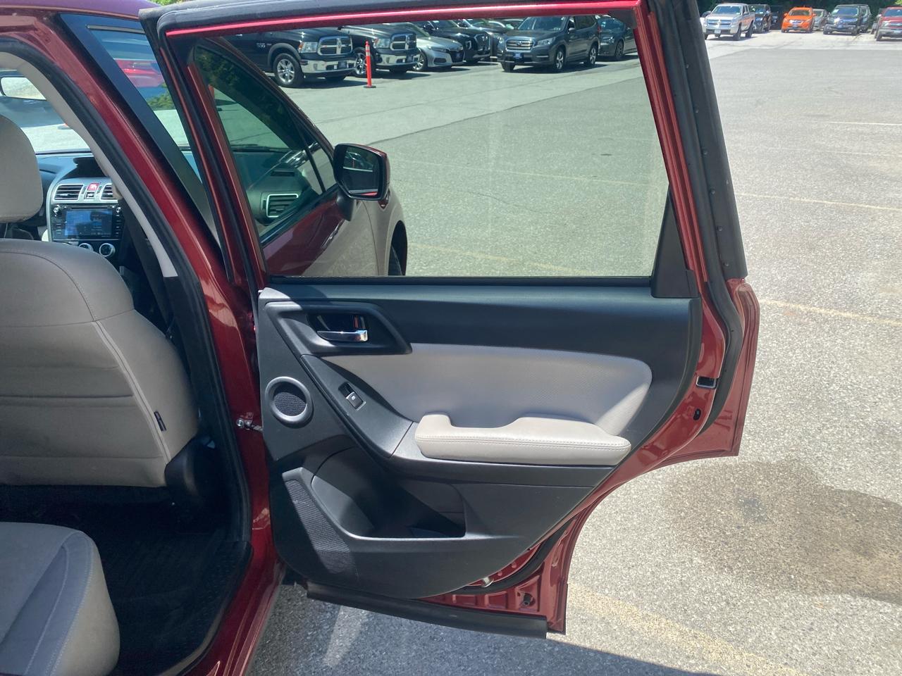 Subaru Forester 2.5i Touring 2018