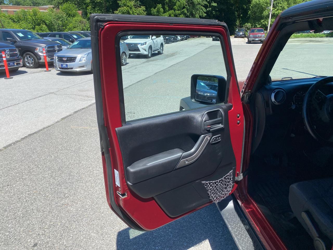 Jeep Wrangler Unlimited Sport 4WD 2012