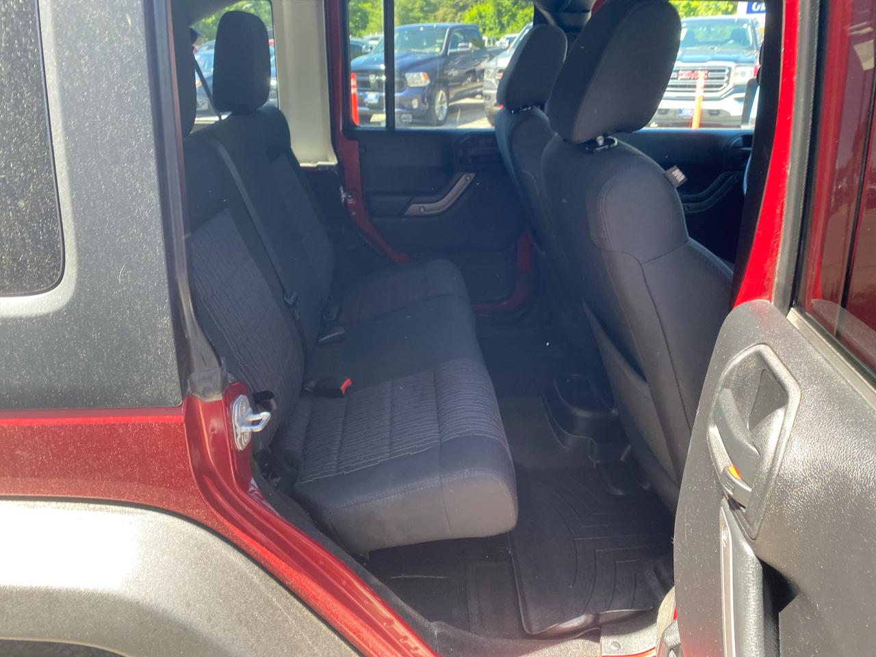 Jeep Wrangler Unlimited Sport 4WD 2012