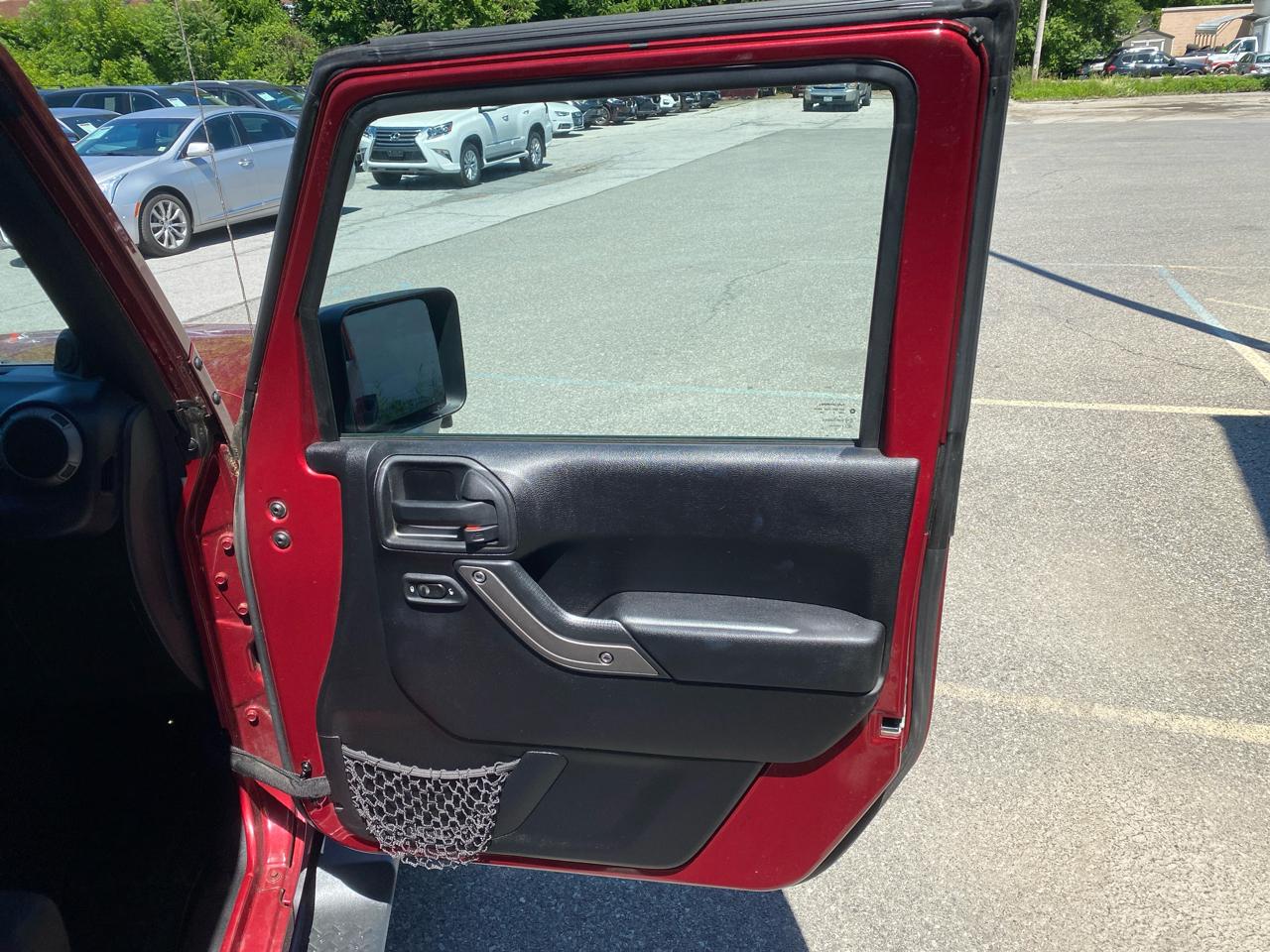 Jeep Wrangler Unlimited Sport 4WD 2012