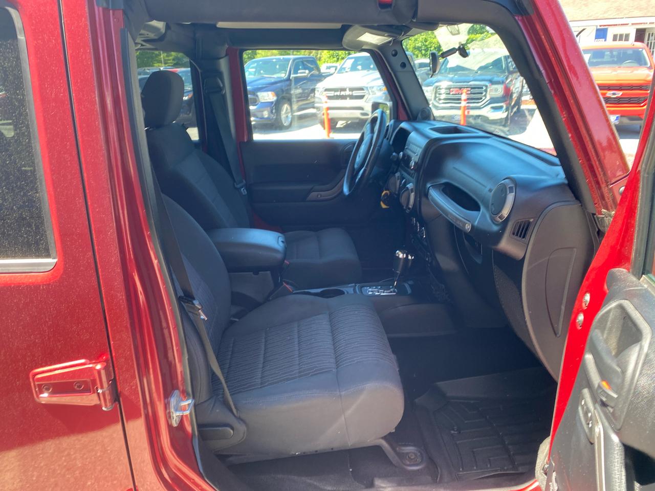 Jeep Wrangler Unlimited Sport 4WD 2012