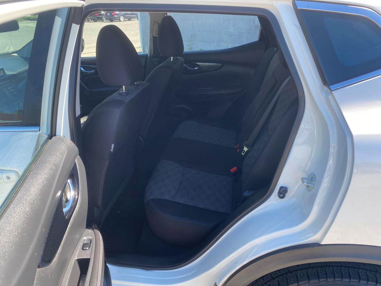 Nissan Rogue Sport S AWD 2017