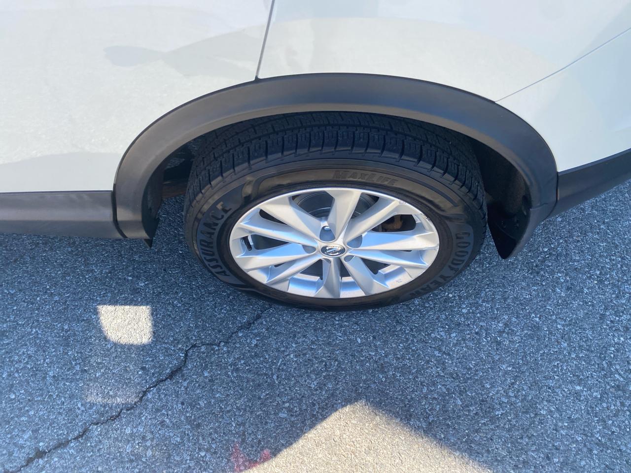 Nissan Rogue Sport S AWD 2017