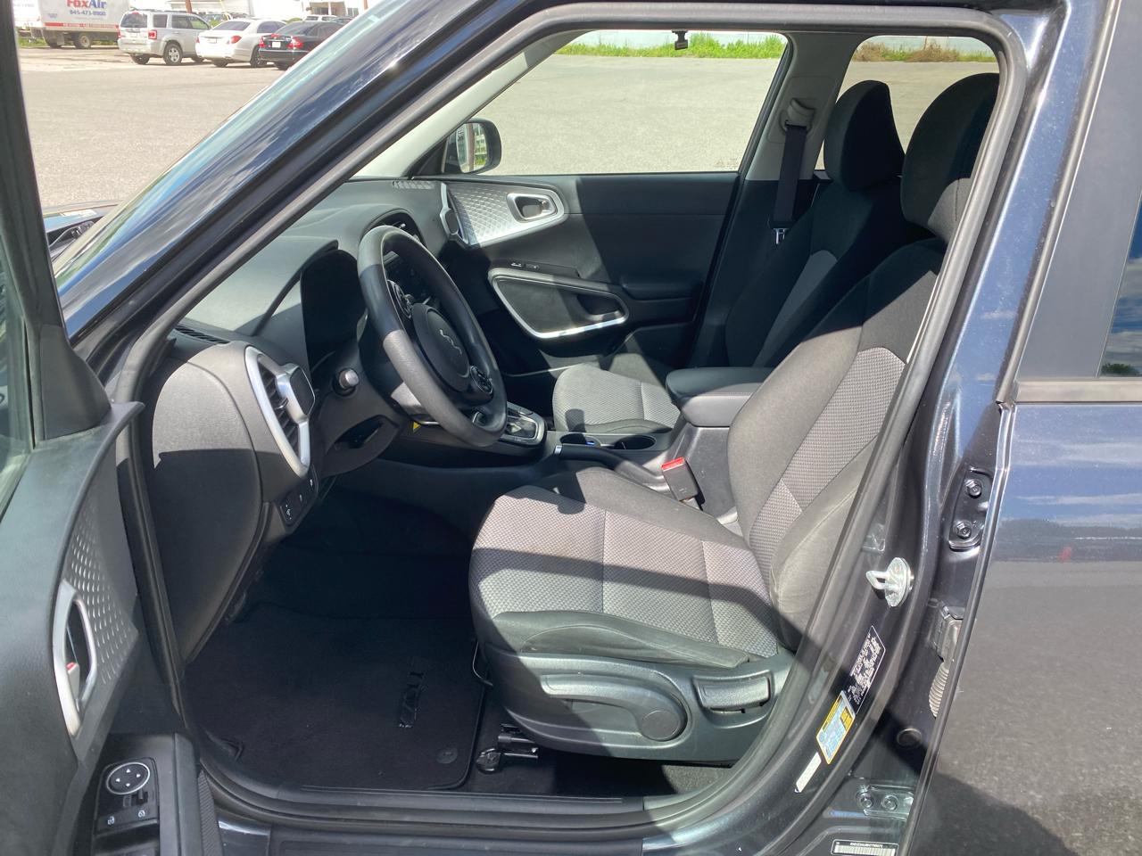 Kia Soul LX CVT 2022
