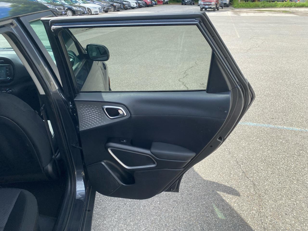 Kia Soul LX CVT 2022