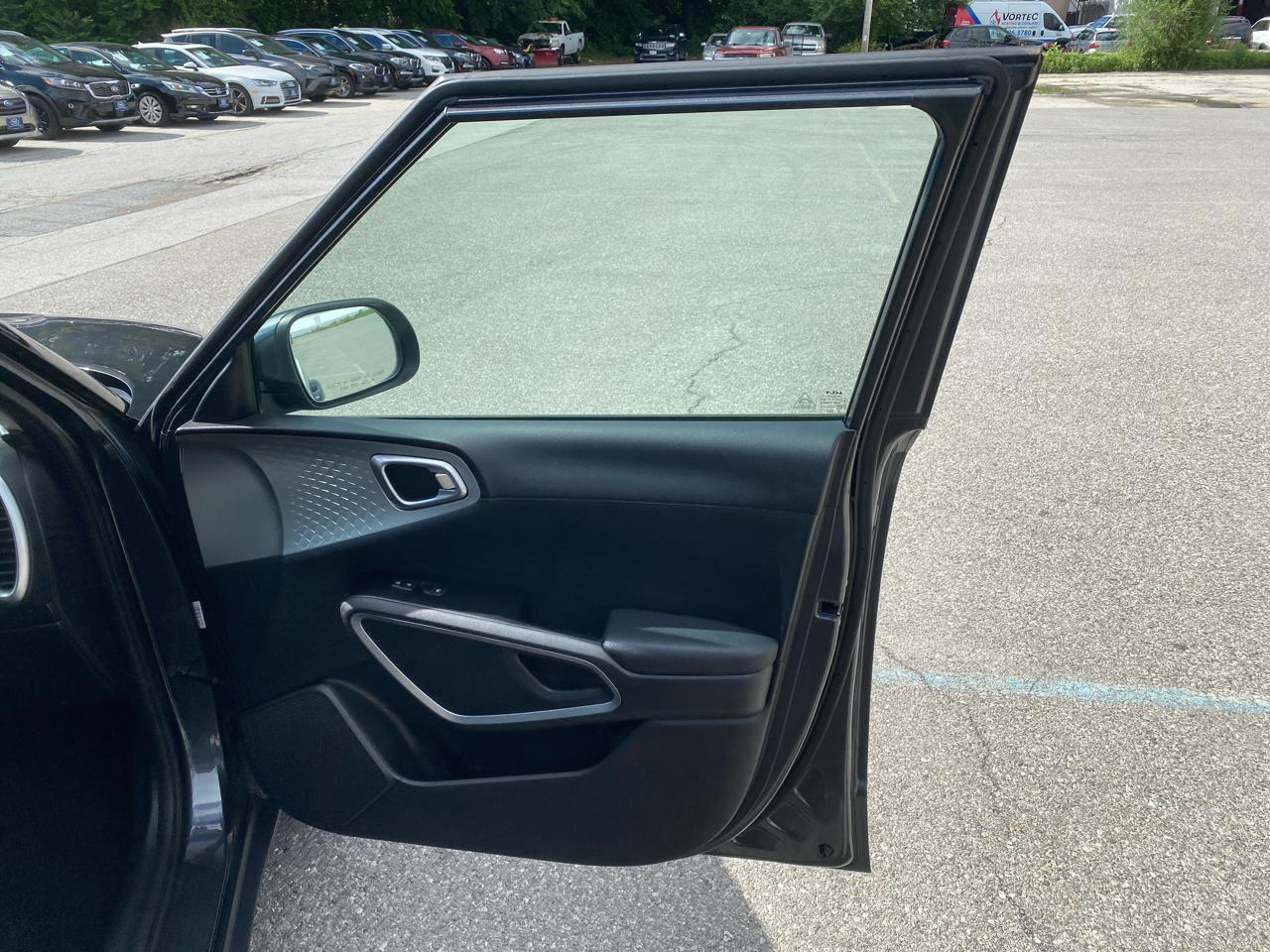 Kia Soul LX CVT 2022
