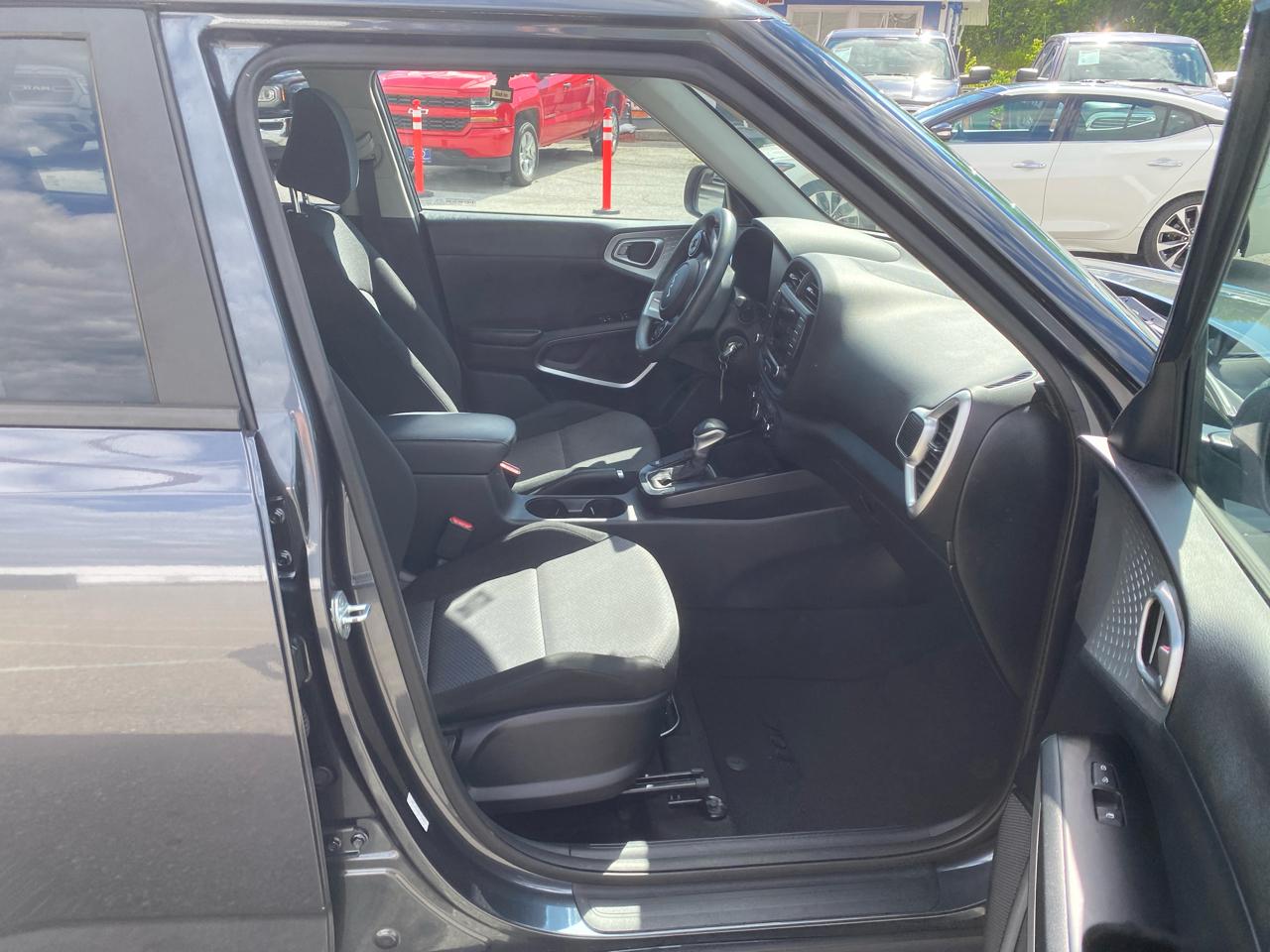 Kia Soul LX CVT 2022