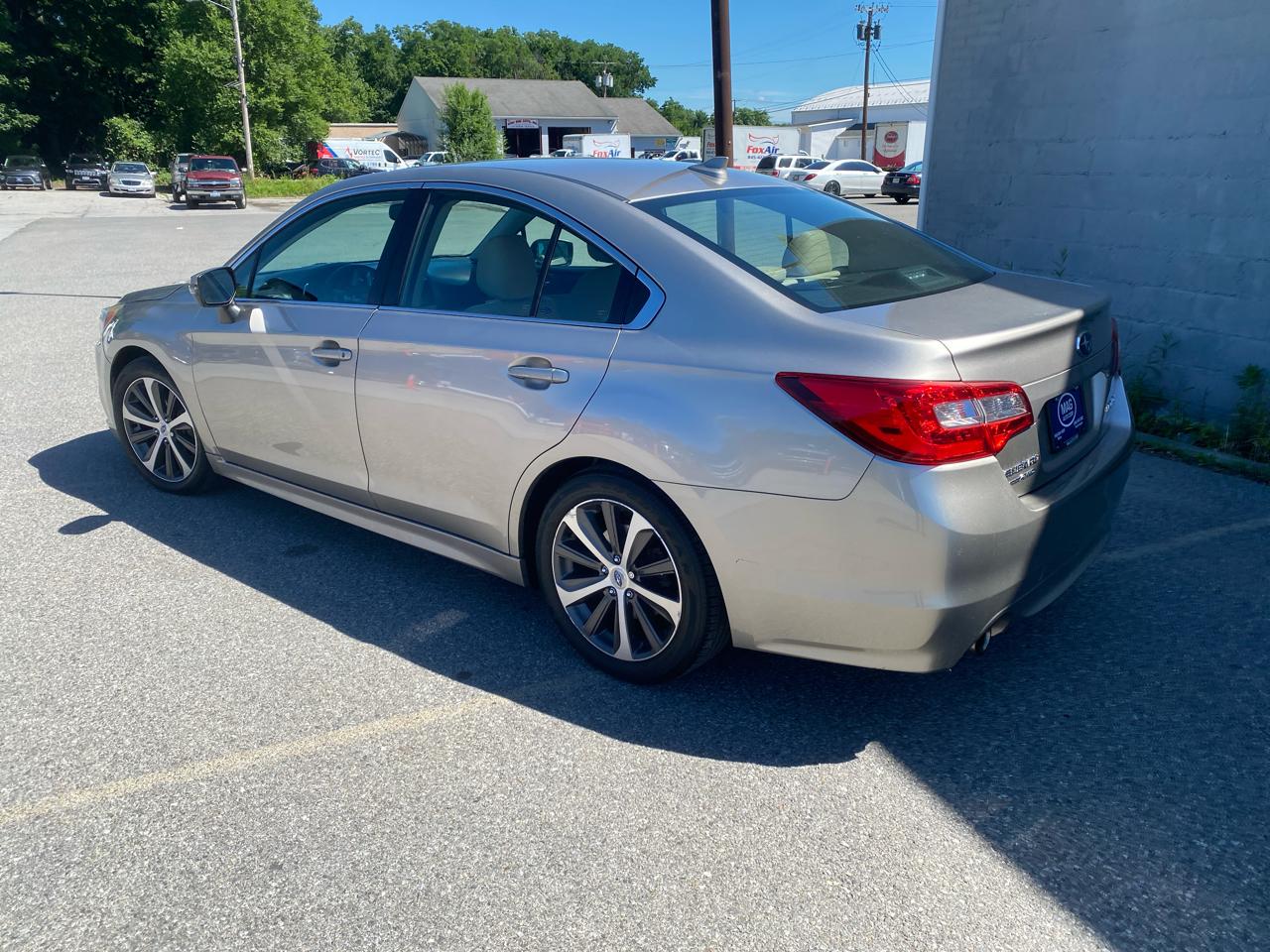 Subaru Legacy 2.5i Limited 2016