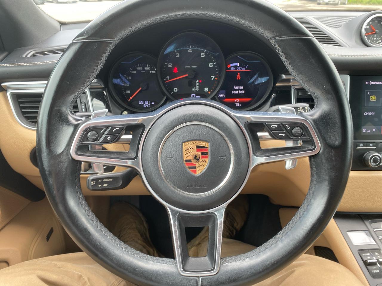 Porsche Macan GTS 2017