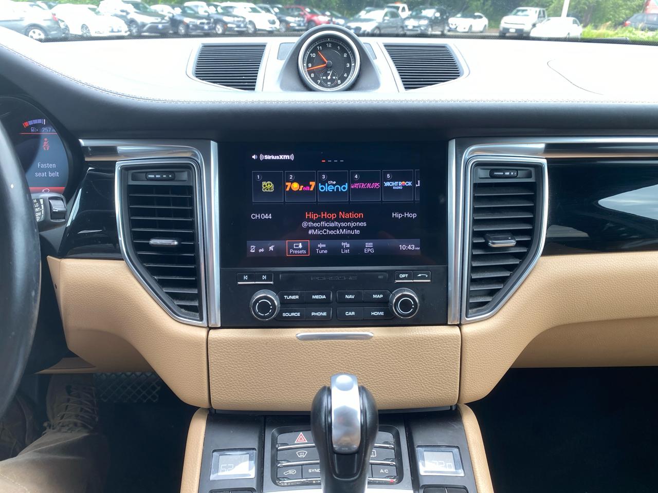 Porsche Macan GTS 2017