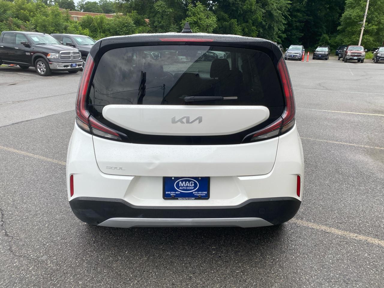 Kia Soul LX CVT 2023