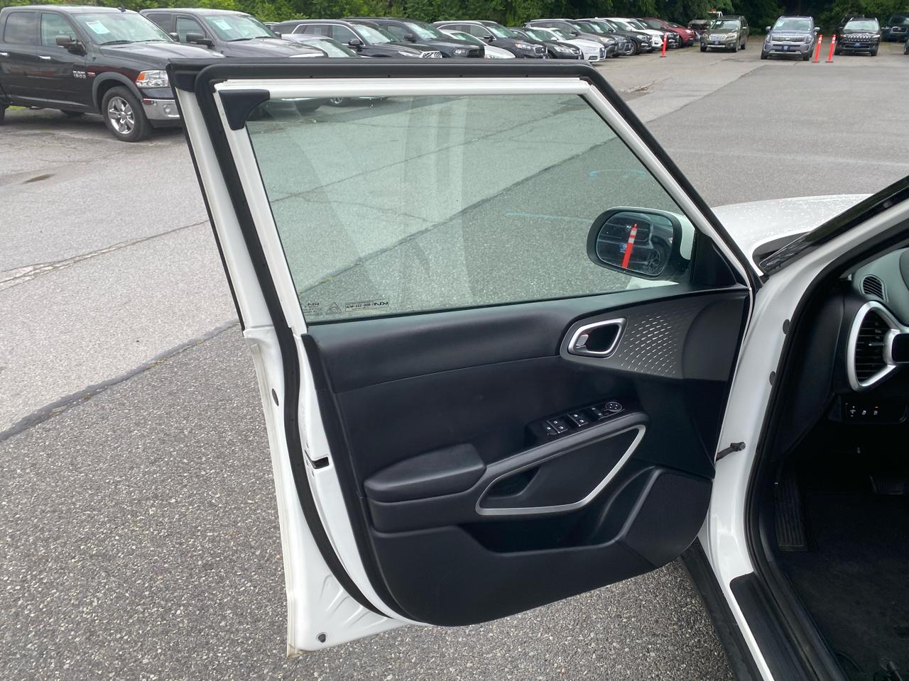 Kia Soul LX CVT 2023