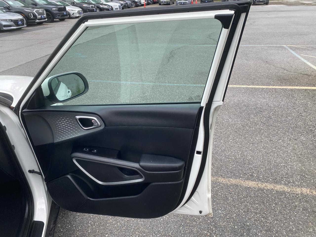 Kia Soul LX CVT 2023