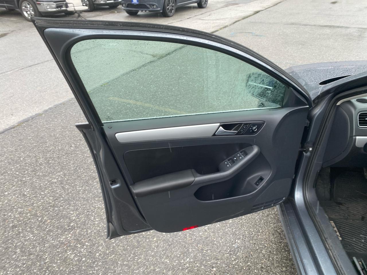 Volkswagen Jetta SE 2014