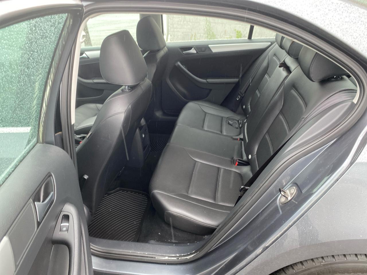 Volkswagen Jetta SE 2014