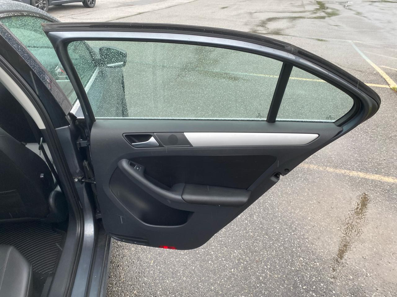 Volkswagen Jetta SE 2014