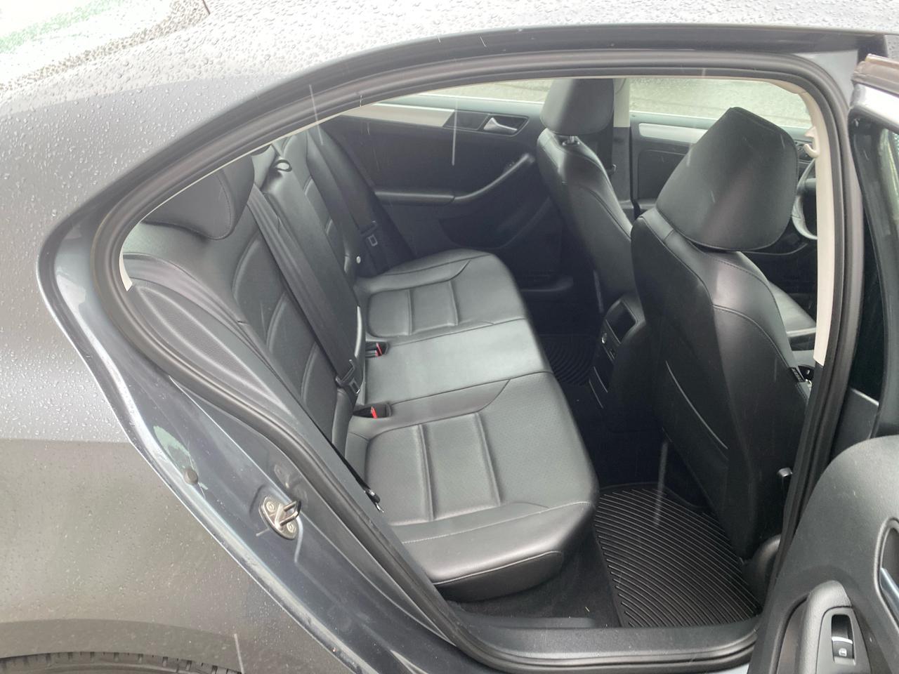 Volkswagen Jetta SE 2014