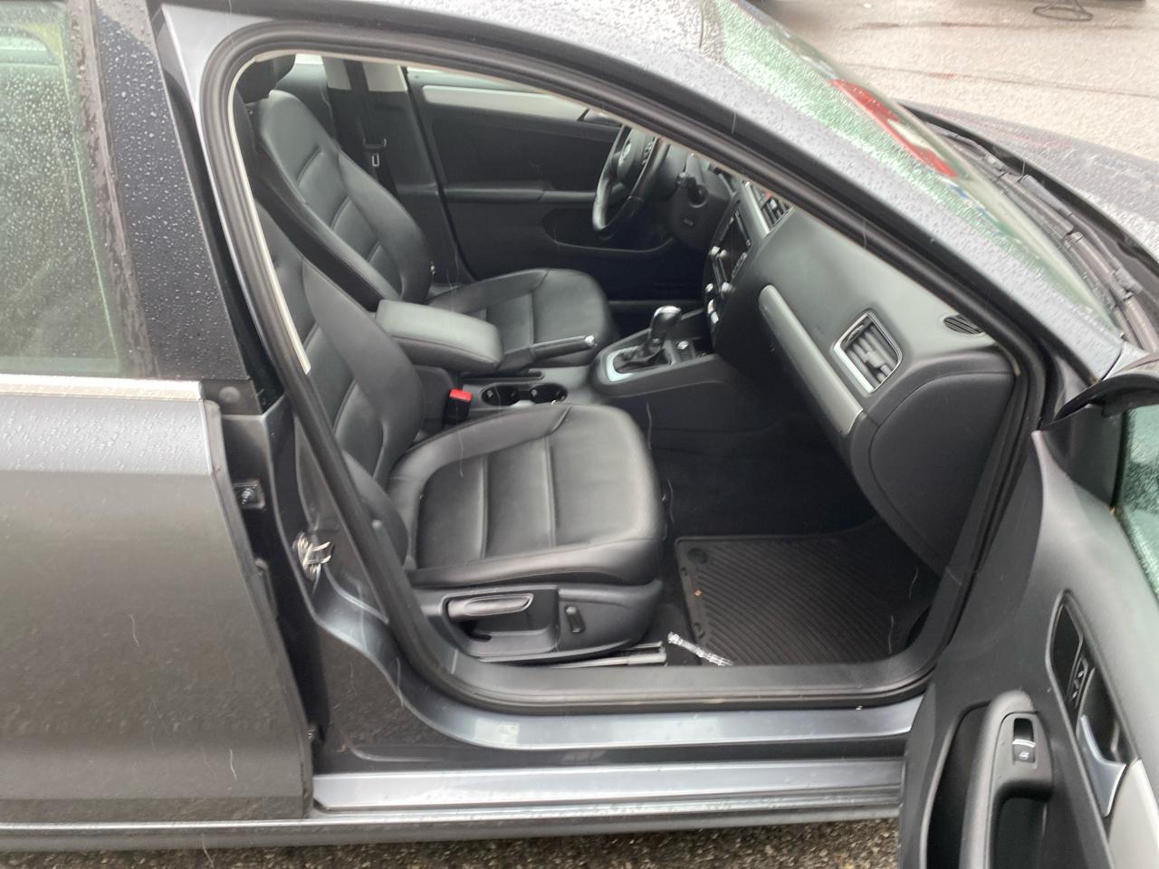 Volkswagen Jetta SE 2014