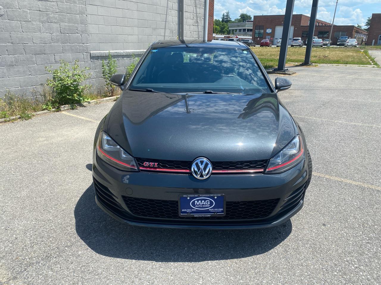 Volkswagen Golf GTI SE 6M 4-Door 2017