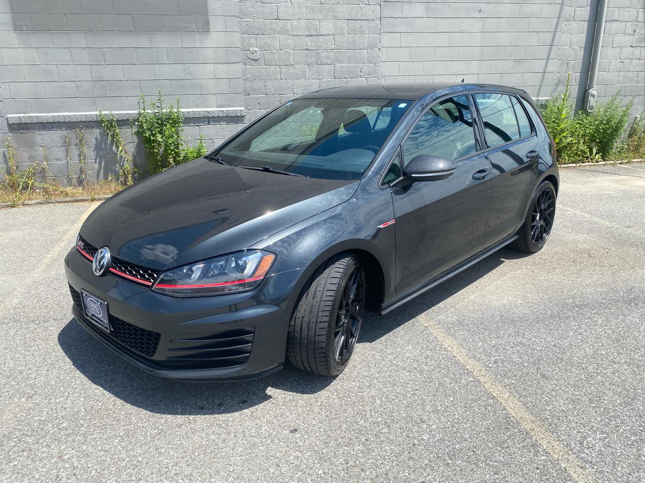Volkswagen Golf GTI SE 6M 4-Door 2017