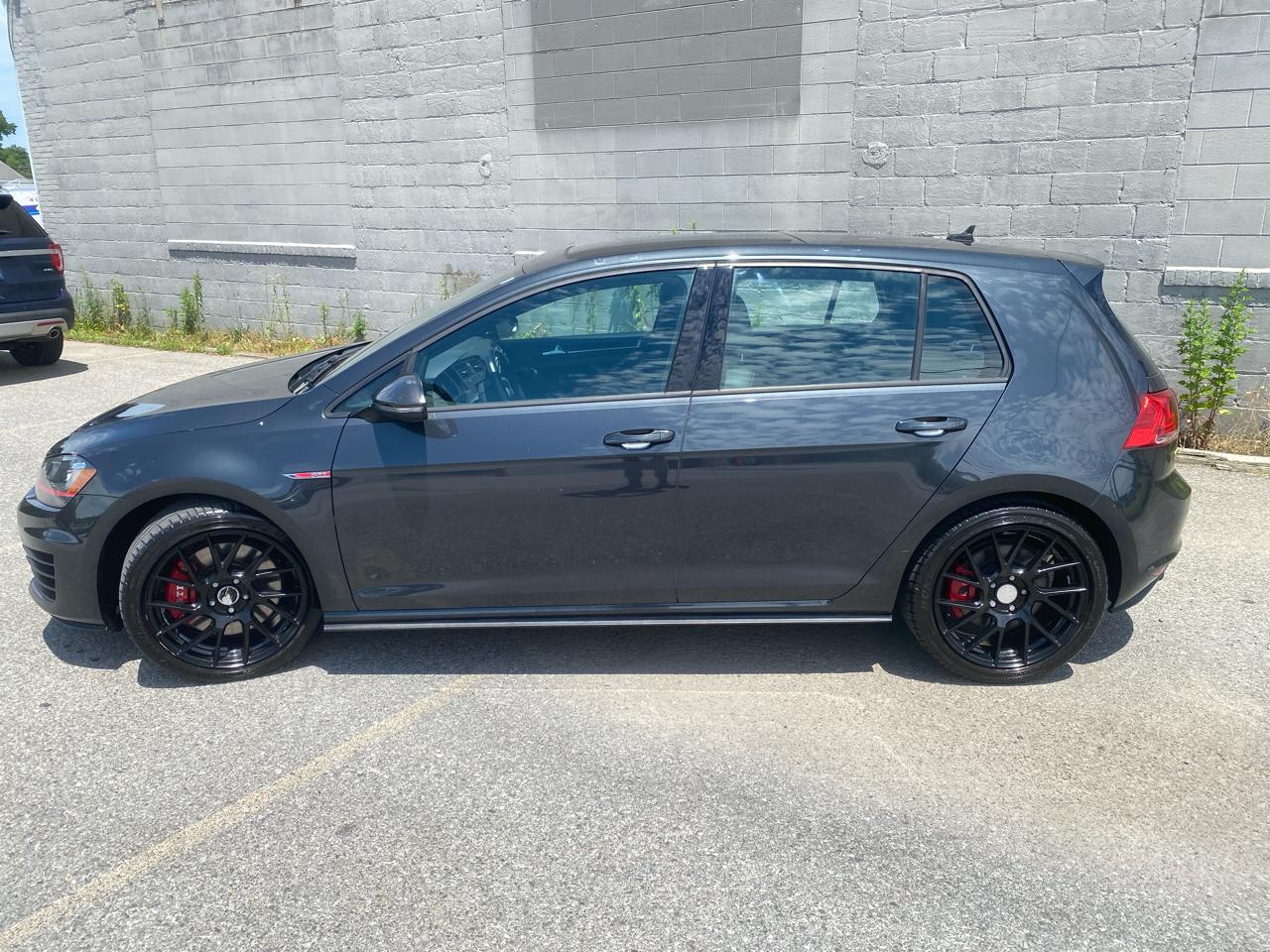 Volkswagen Golf GTI SE 6M 4-Door 2017