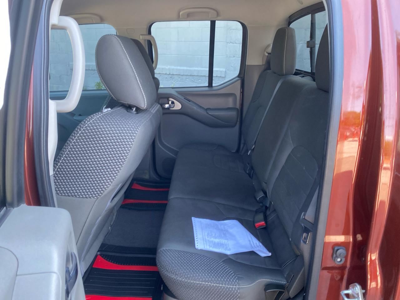 Nissan Frontier 2WD Crew Cab SWB Auto Desert Runner 2016