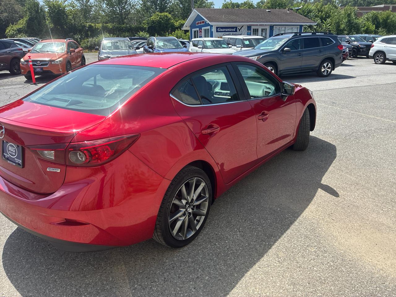 Mazda MAZDA3 s Touring AT 4-Door 2018
