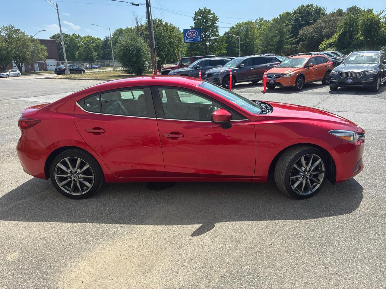 Mazda MAZDA3 s Touring AT 4-Door 2018
