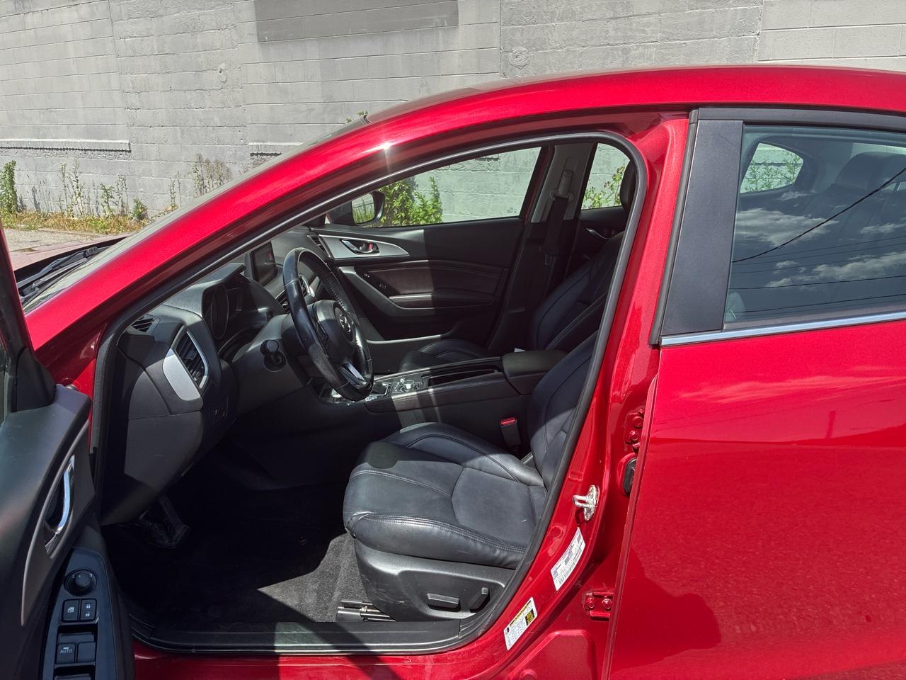Mazda MAZDA3 s Touring AT 4-Door 2018