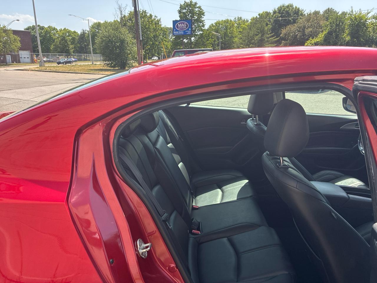 Mazda MAZDA3 s Touring AT 4-Door 2018